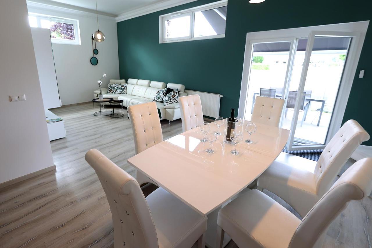 Exklusive Fw Mit 3 Sz Und Grosser Terrasse Gratkorn Kültér fotó
