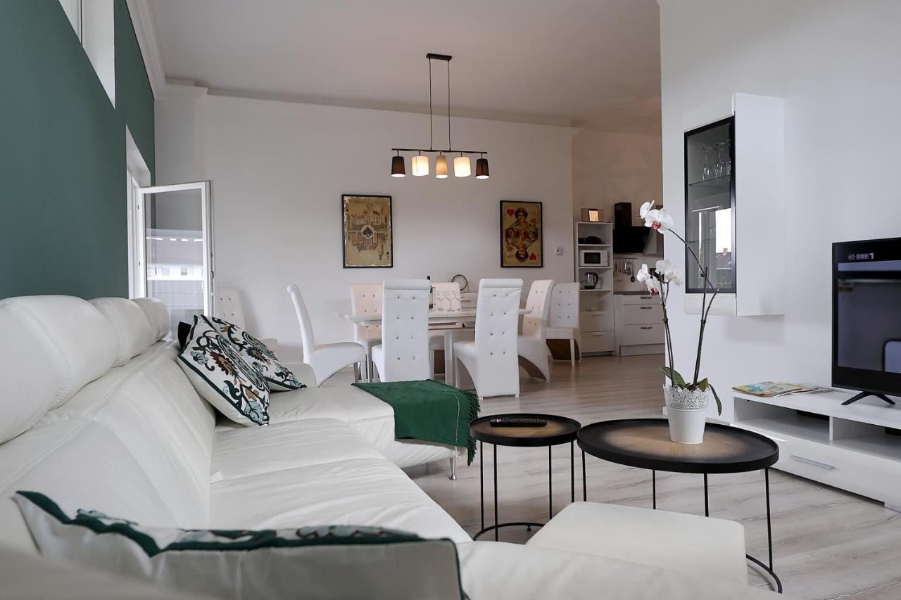 Exklusive Fw Mit 3 Sz Und Grosser Terrasse Gratkorn Kültér fotó